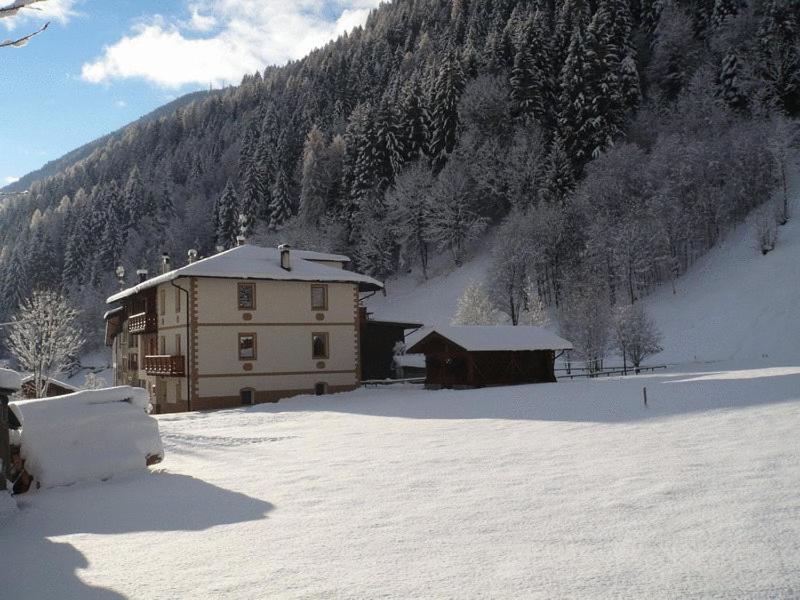 B&B Il Sorriso Dei Nonni Пракорно-ди-Рабби Экстерьер фото